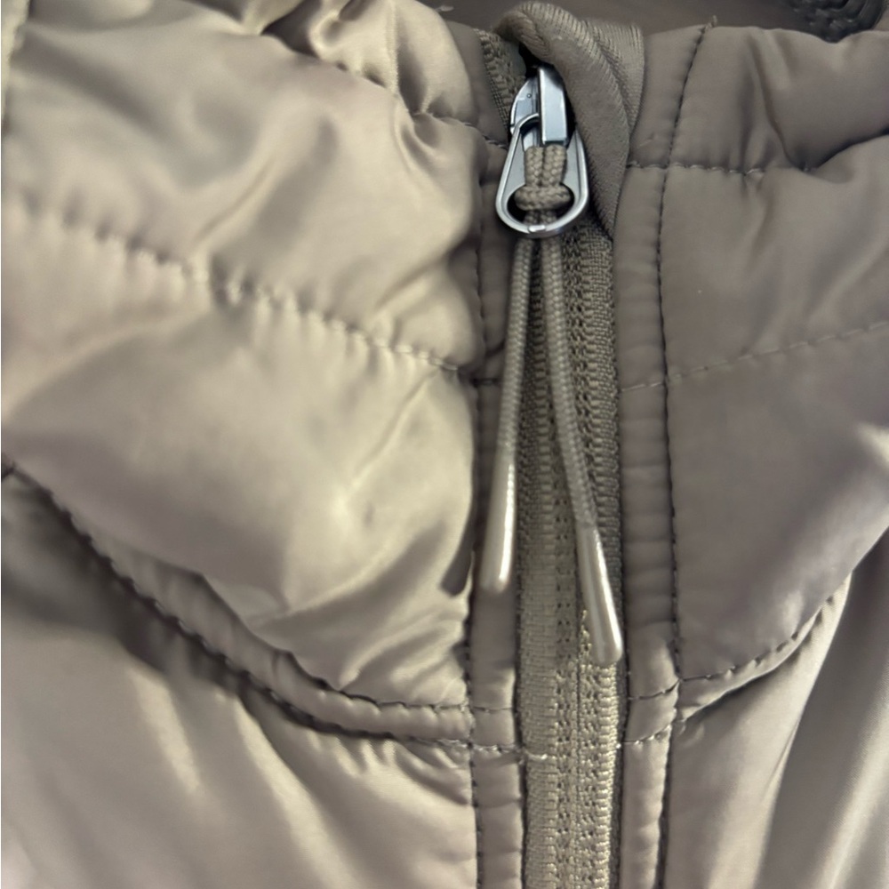 h&m puffer hooded lightweight outdoor jacket in dark beige, size small - Picture 5 of 10